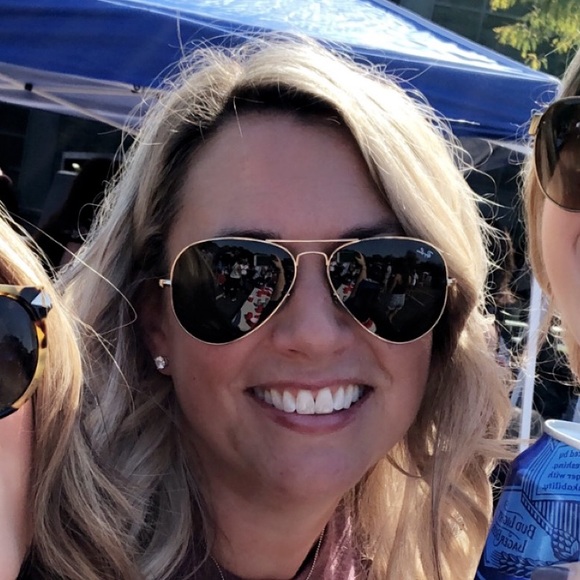 Meet your Posher, Tammy - Picture 1 of 1